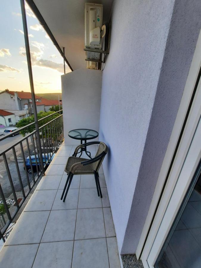 Apartmani Gabrijel Novi Vinodolski Eksteriør billede