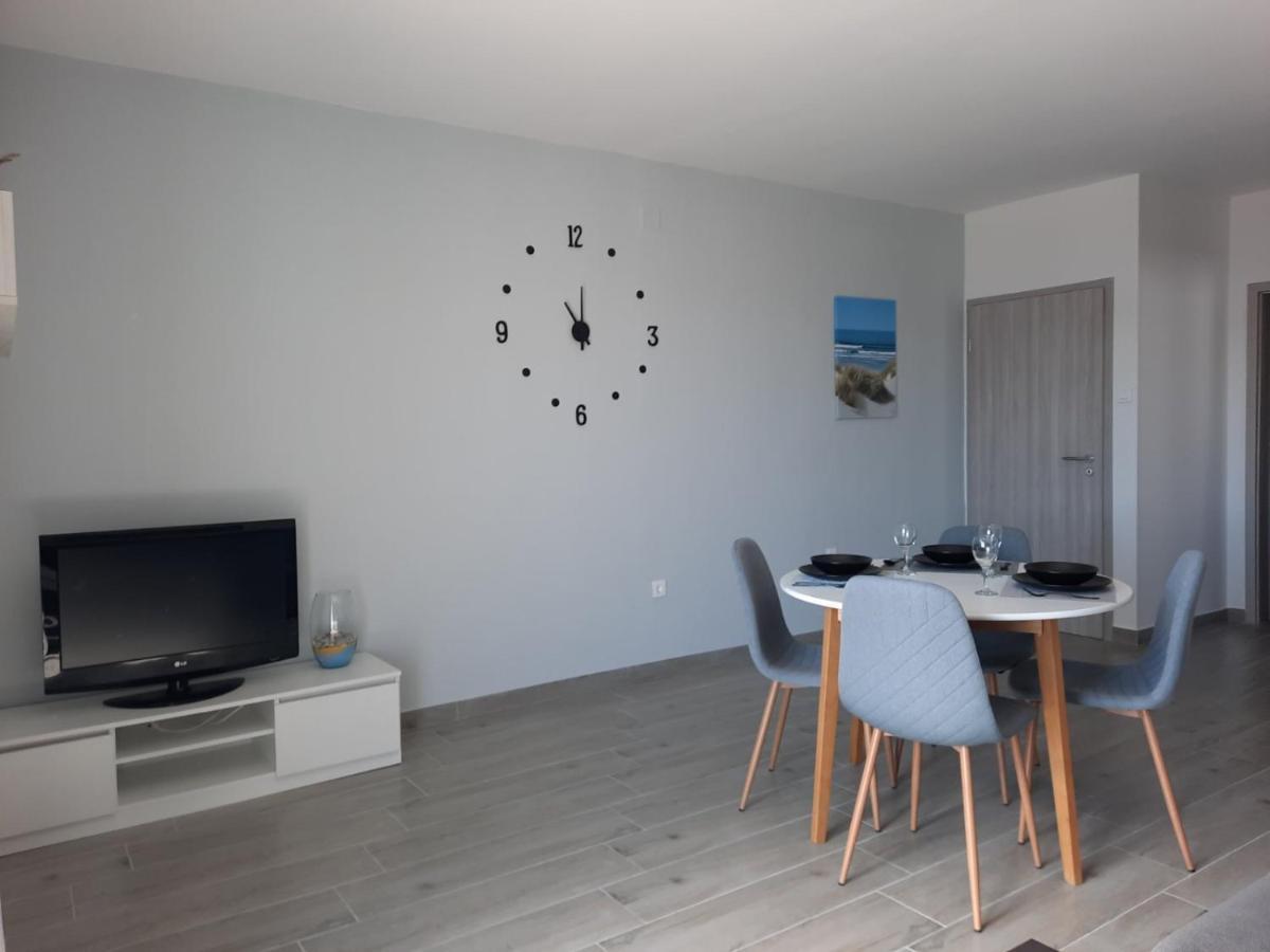 Apartmani Gabrijel Novi Vinodolski Eksteriør billede