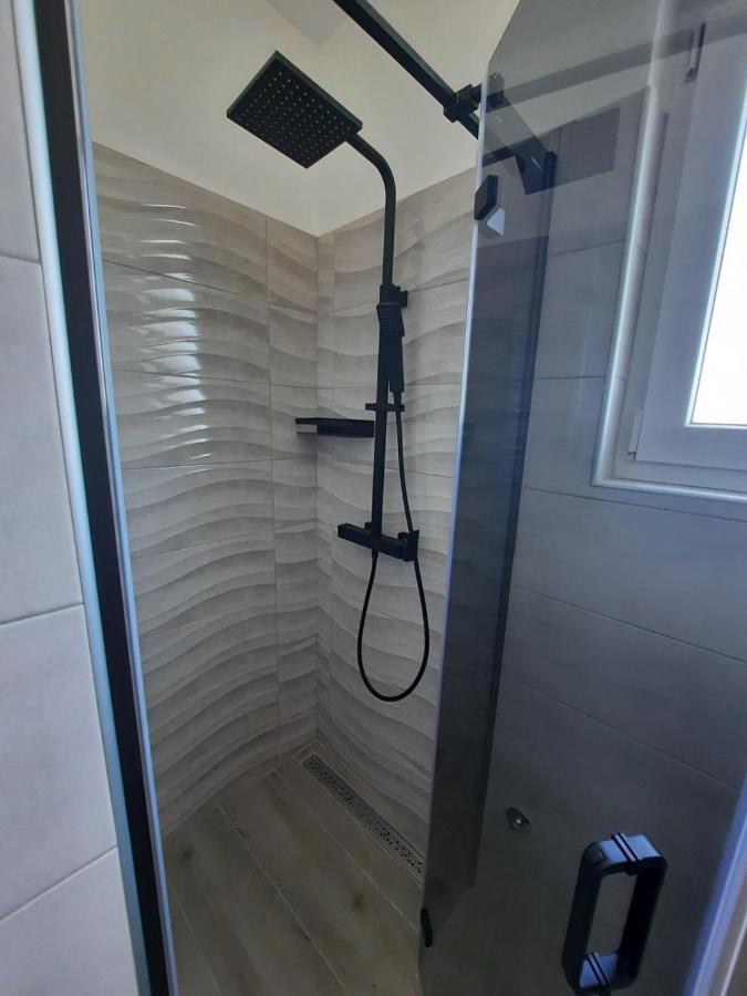 Apartmani Gabrijel Novi Vinodolski Eksteriør billede