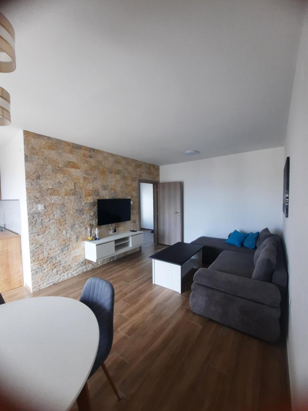 Apartmani Gabrijel Novi Vinodolski Eksteriør billede